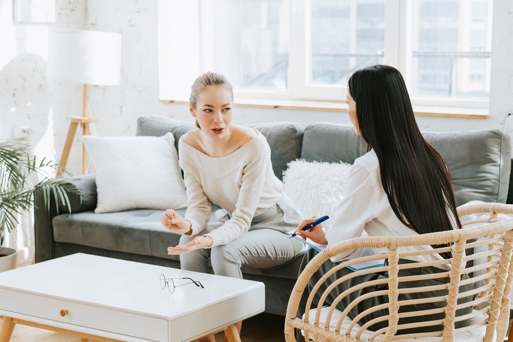 becoming a therapist